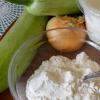 Zucchini stewed in sour cream and garlic How to deliciously cook zucchini stewed with sour cream