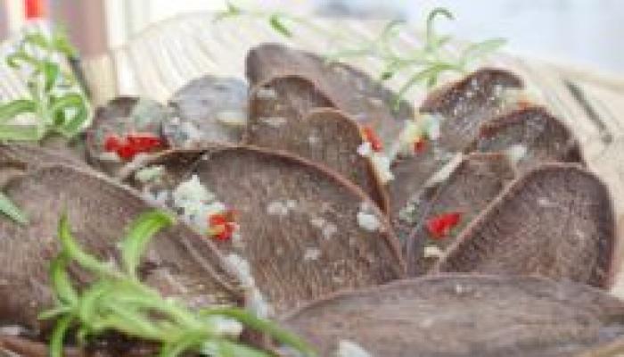 Recipe: Marinated pork tongue - a delicious appetizer made from marinated tongue